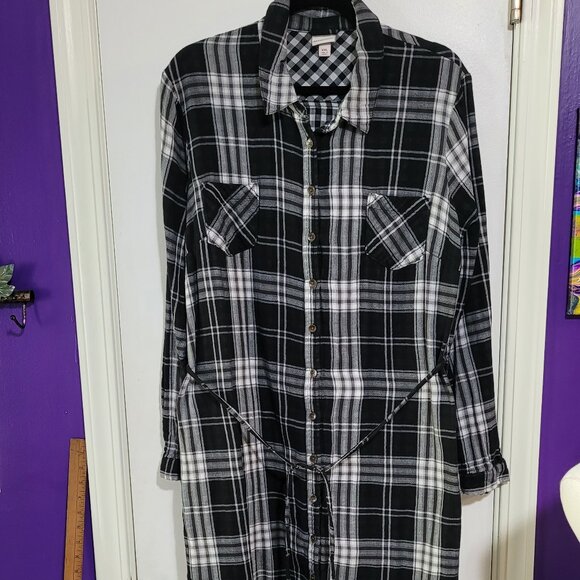 SOFT & COZY BLACK WHITE PLAID FLANNEL SHIRT DRESS 100% COTTON EUC xXL - Picture 3 of 8